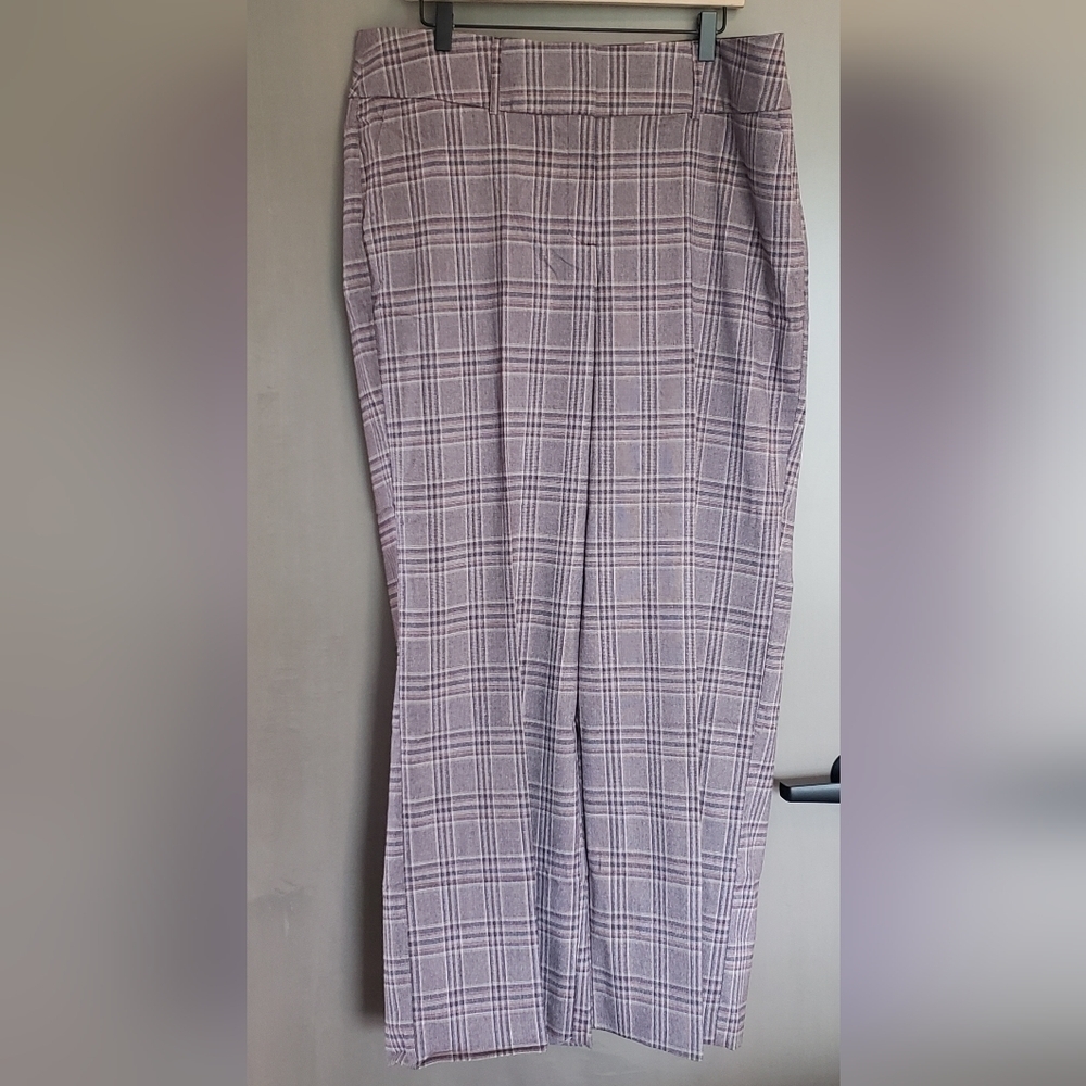 Lane Bryant Signature Fit High-Rise Wide Leg Purple Plaid Pant - Size 16